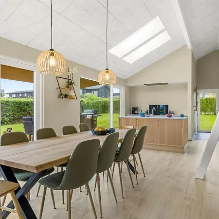 Nyaraló Illona - 200m From The Sea By Interhome Hejls